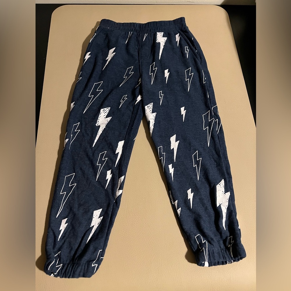 Chaser Navy/Blue bolt sweatpants print NWOT Size 6